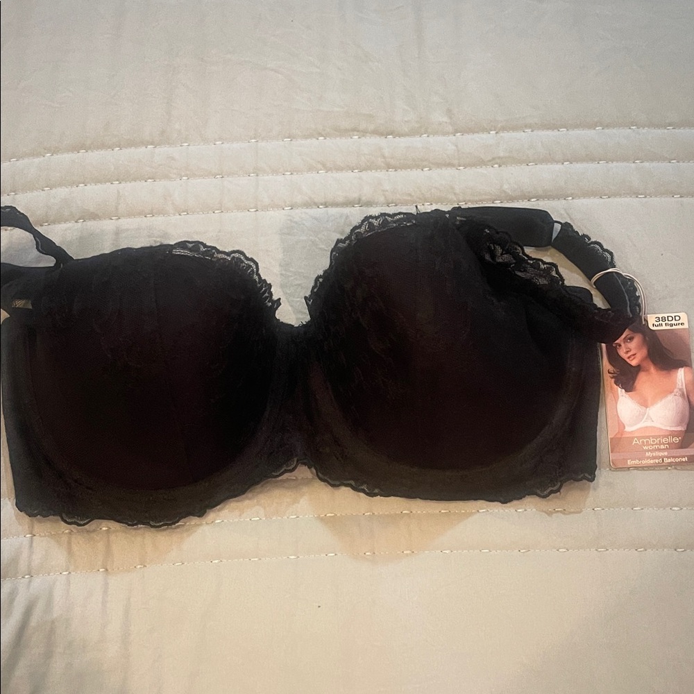 Ambrielle Woman Full Figure 38DD, Black